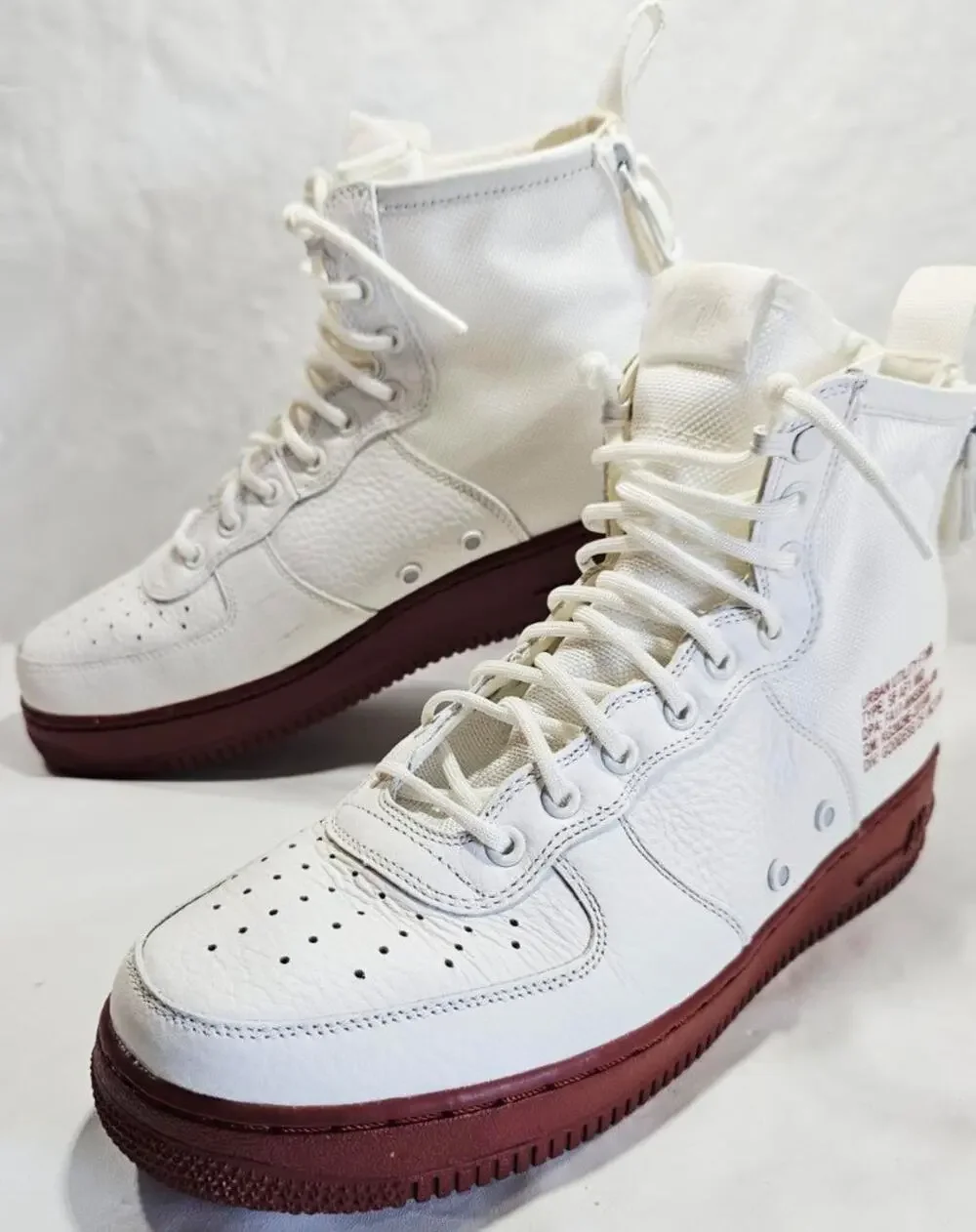 Nike Mens SF Air Force 1 Mid Sneaker Shoes #917753-100 Red Ivory Sz 10.5 US EUC